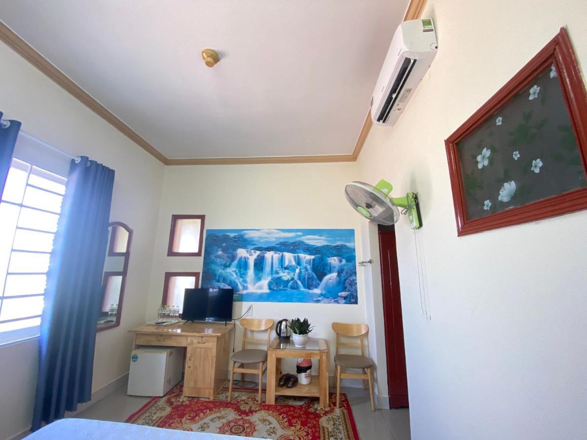 Hotel Khach San Ban Me Xanh Buon Ma Thuot Exterior foto