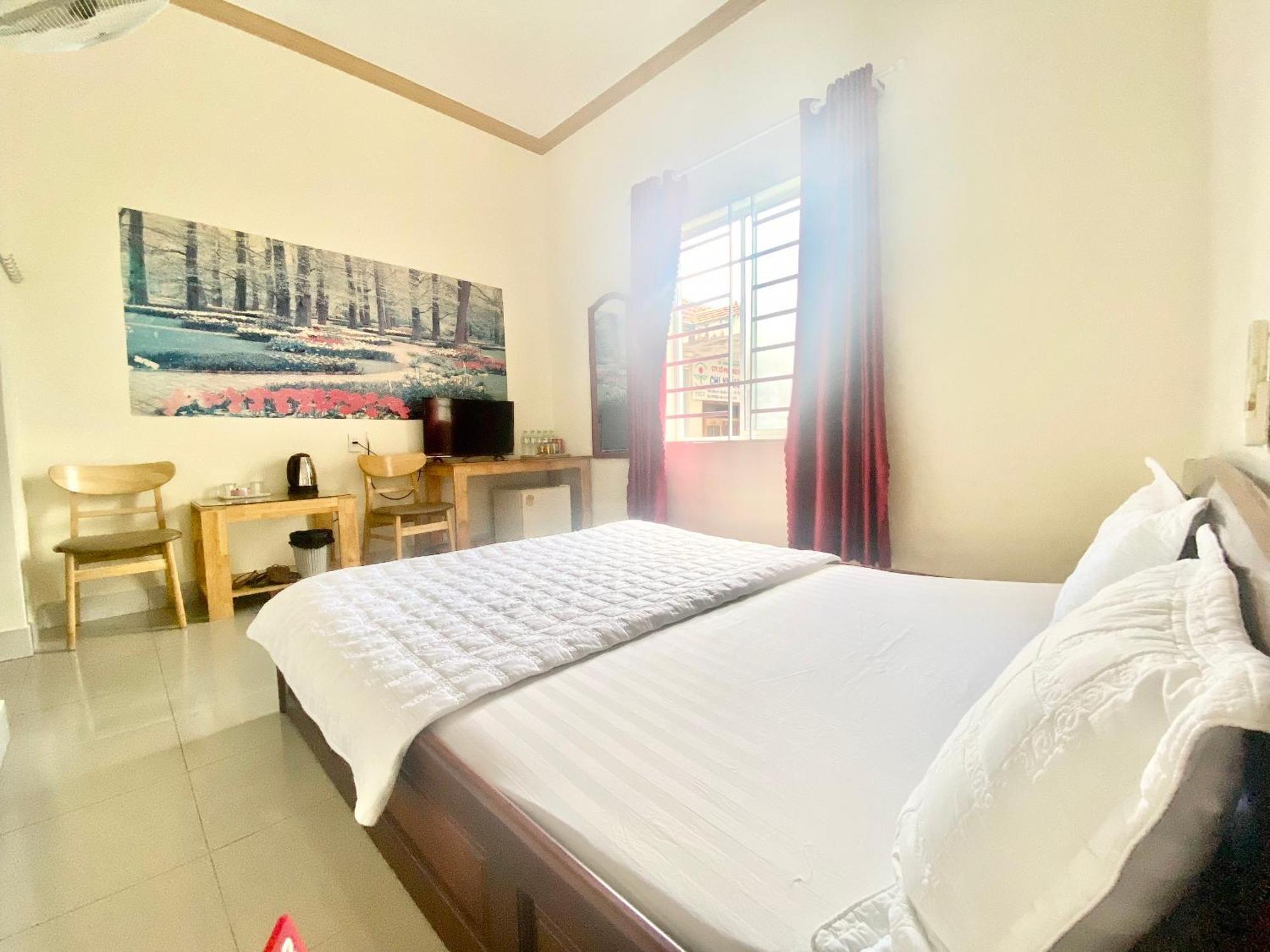 Hotel Khach San Ban Me Xanh Buon Ma Thuot Exterior foto