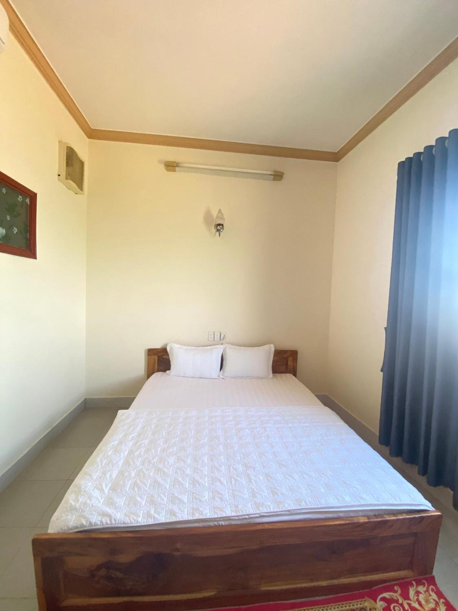 Hotel Khach San Ban Me Xanh Buon Ma Thuot Exterior foto
