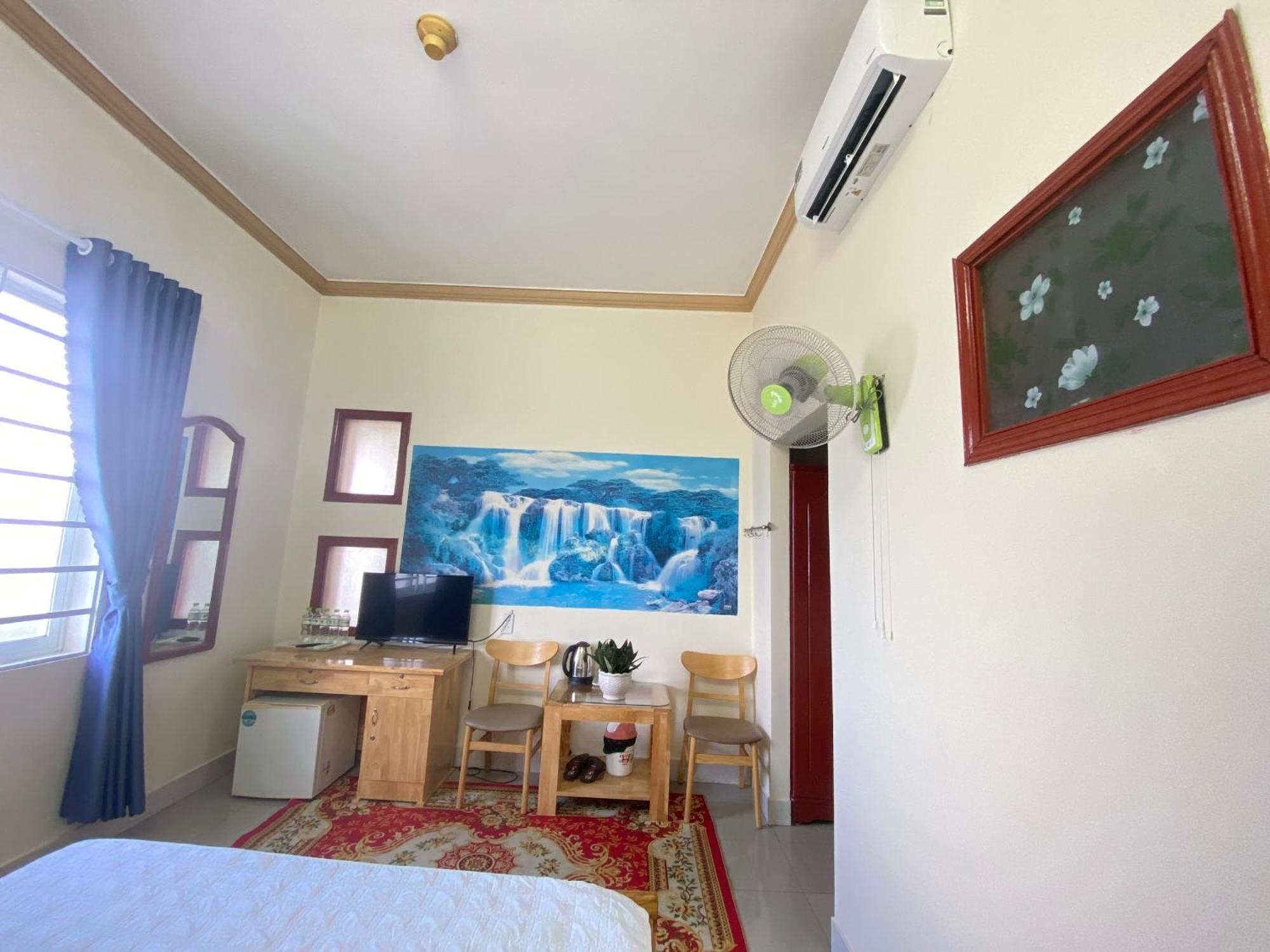 Hotel Khach San Ban Me Xanh Buon Ma Thuot Exterior foto