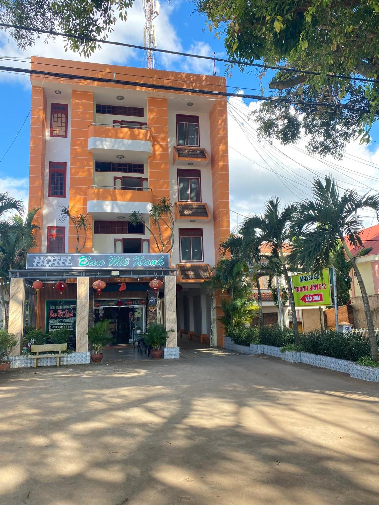 Hotel Khach San Ban Me Xanh Buon Ma Thuot Exterior foto
